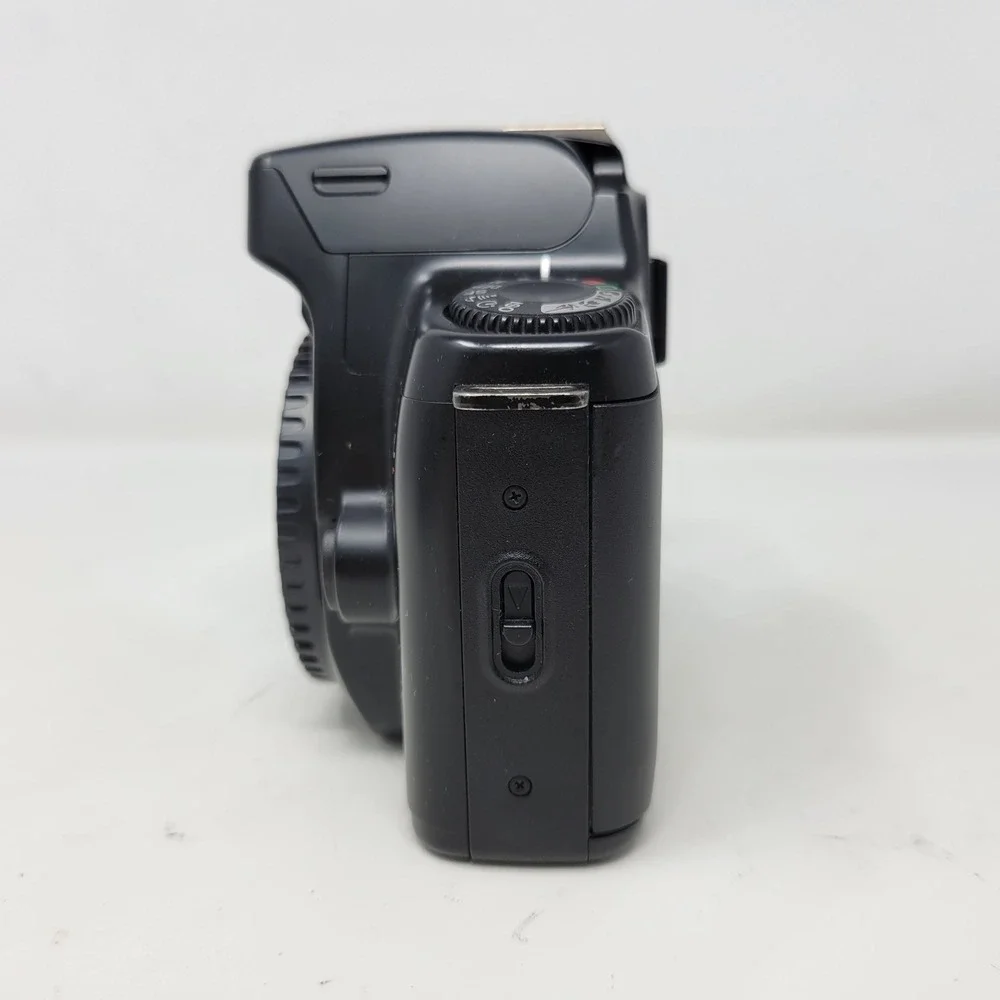 Canon EOS Rebel S II 35mm‎ SLR Film Camera Body Black Taiwan